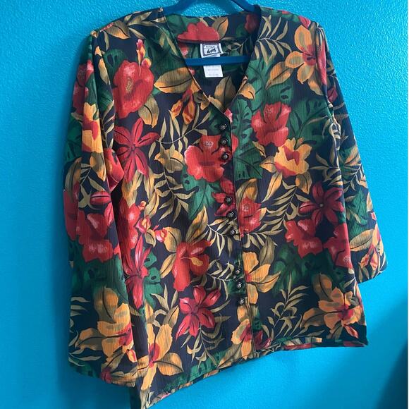 Vintage My Pieces Red and Green Floral Button Up Blouse Women's Medium - Picture 2 of 7